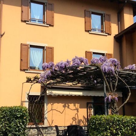 Fino Apartment Brembilla Bagian luar foto